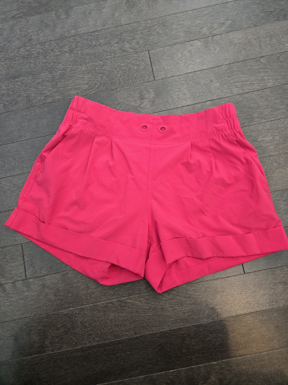 Lululemon Spring Break Away Shorts Size 4